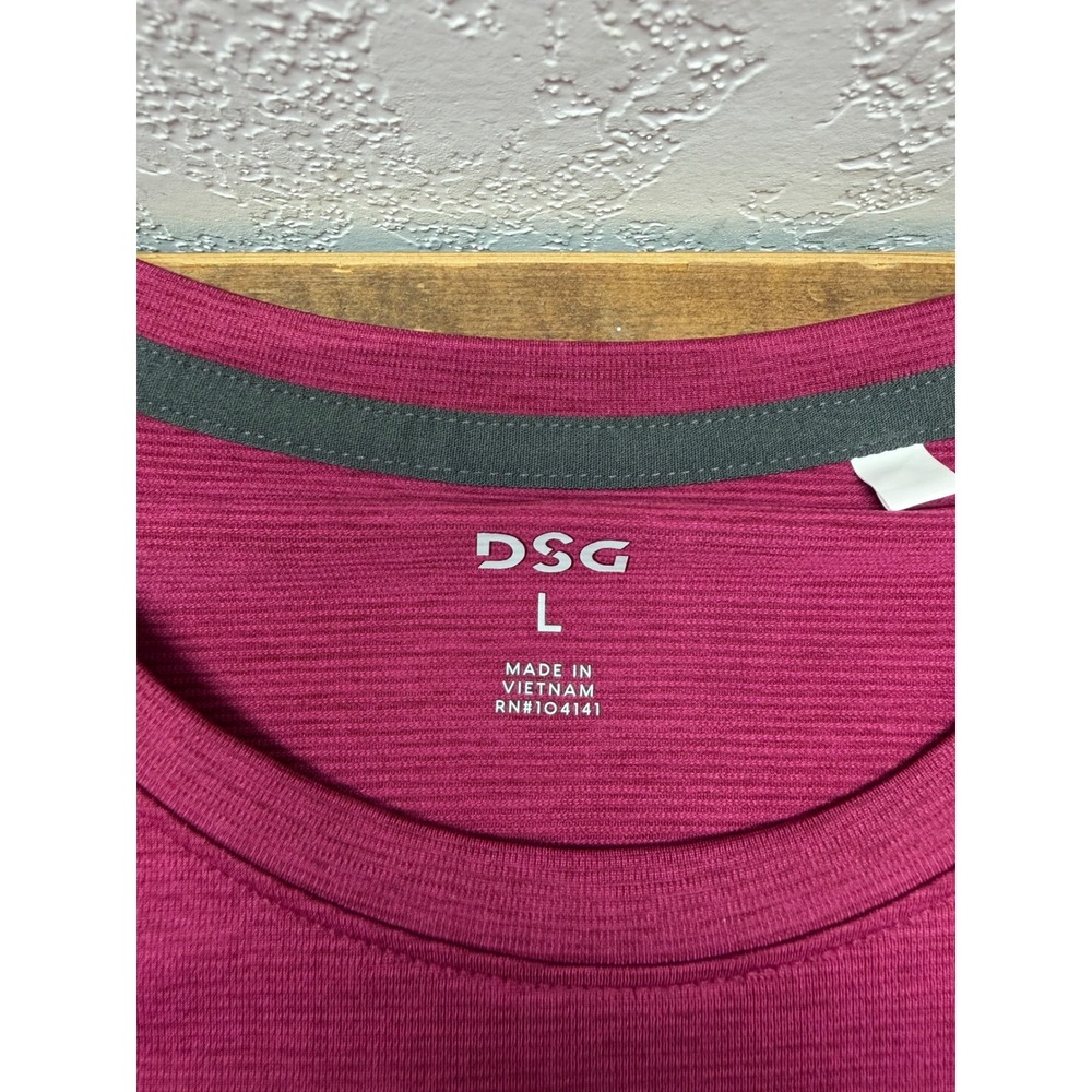 DSG Mens Short Sleeve Performance T-Shirt Berry Purple Heather Large NEW - Picture 2 of 4